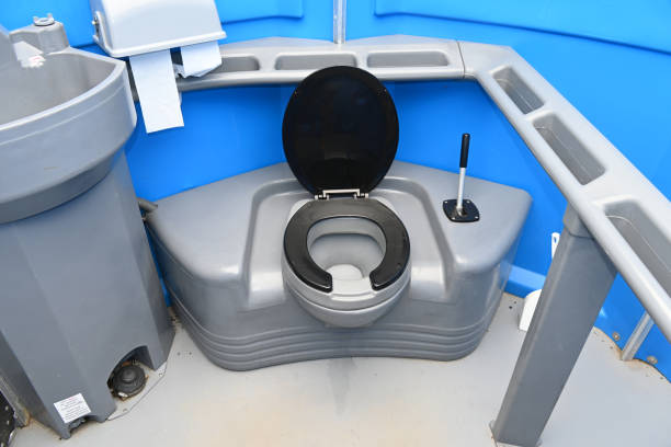 Best Porta potty delivery and setup  in Claremont, CA
